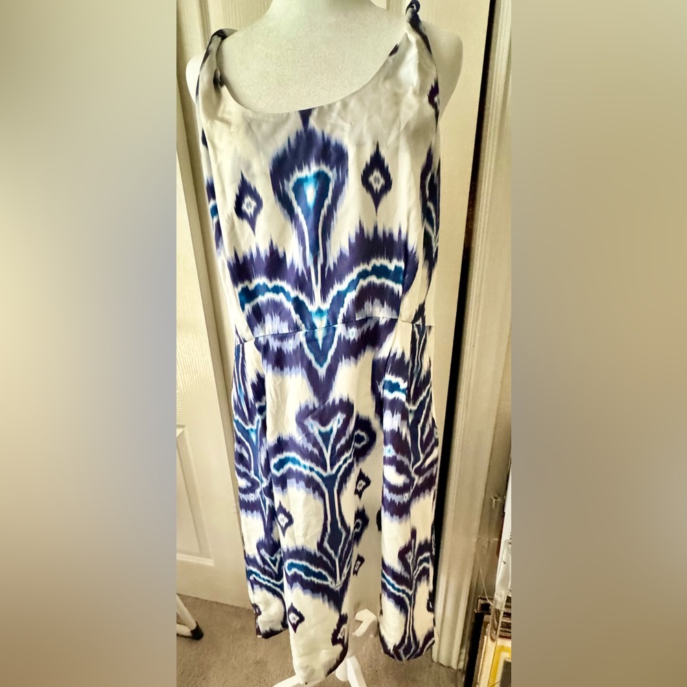 Banana Republic 100% silk dress 14